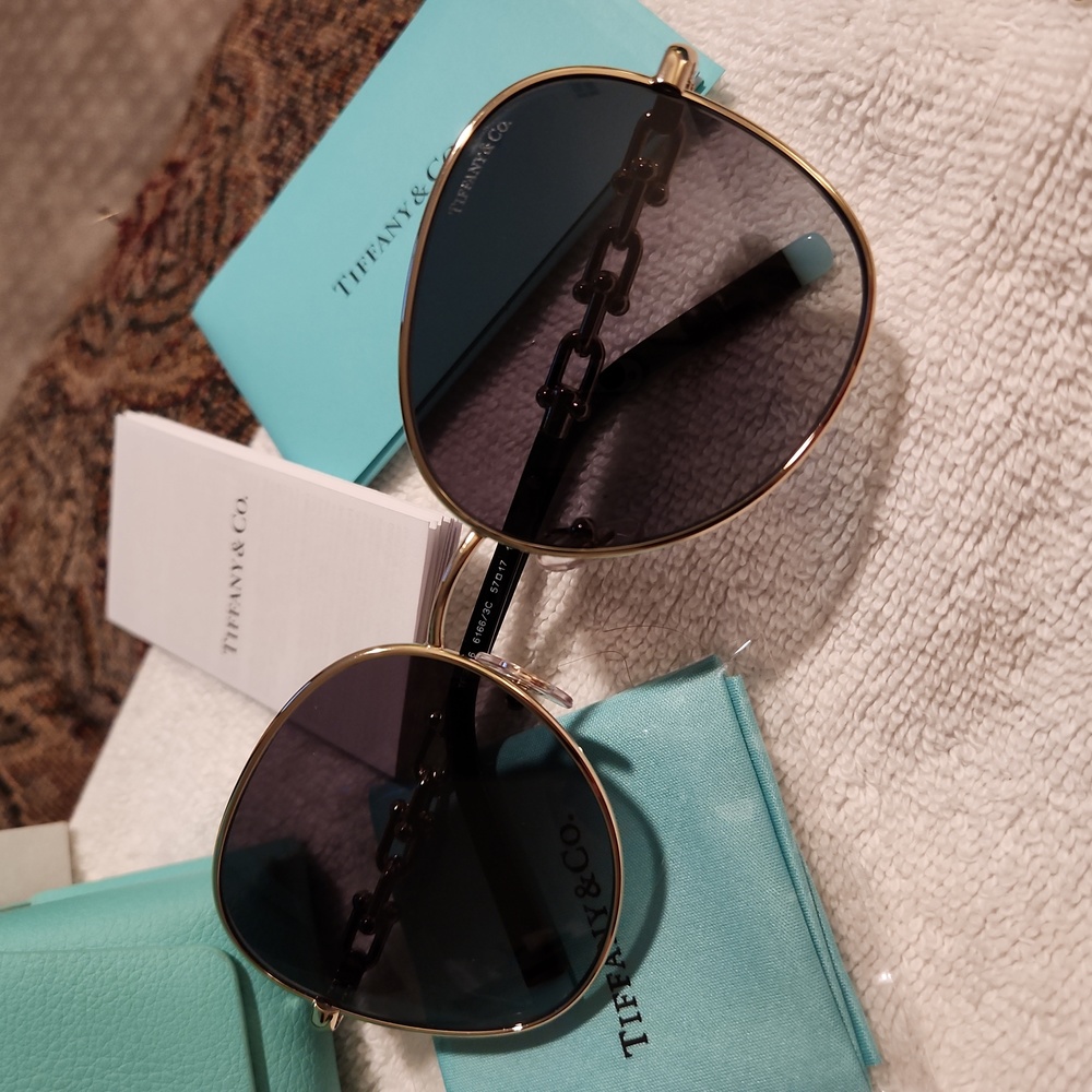 TIFFANY & CO. OTF 3086 6166/3C 57mm Grey Gradient Lenses NWT
